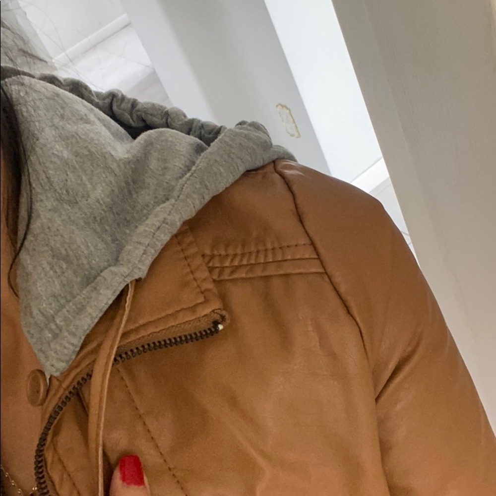 Leather jacket - Picture 4 of 5